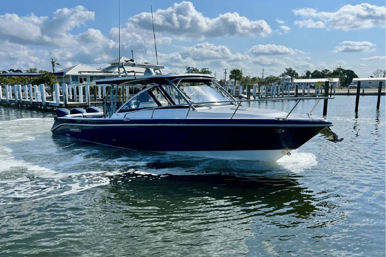 A photo of this 2019 Everglades 360LXC