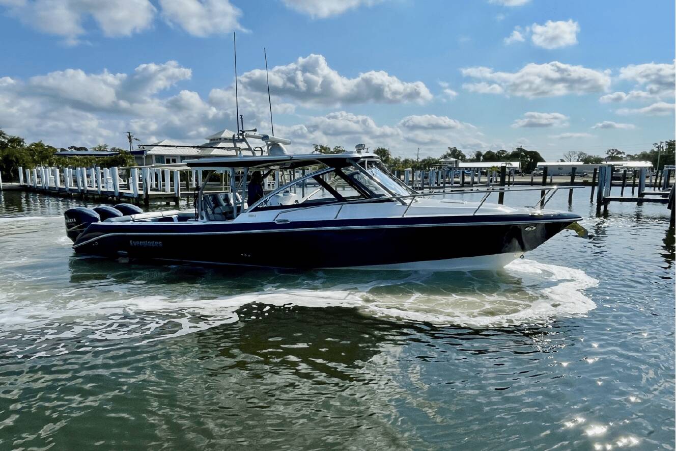 A photo of this 2019 Everglades 360LXC