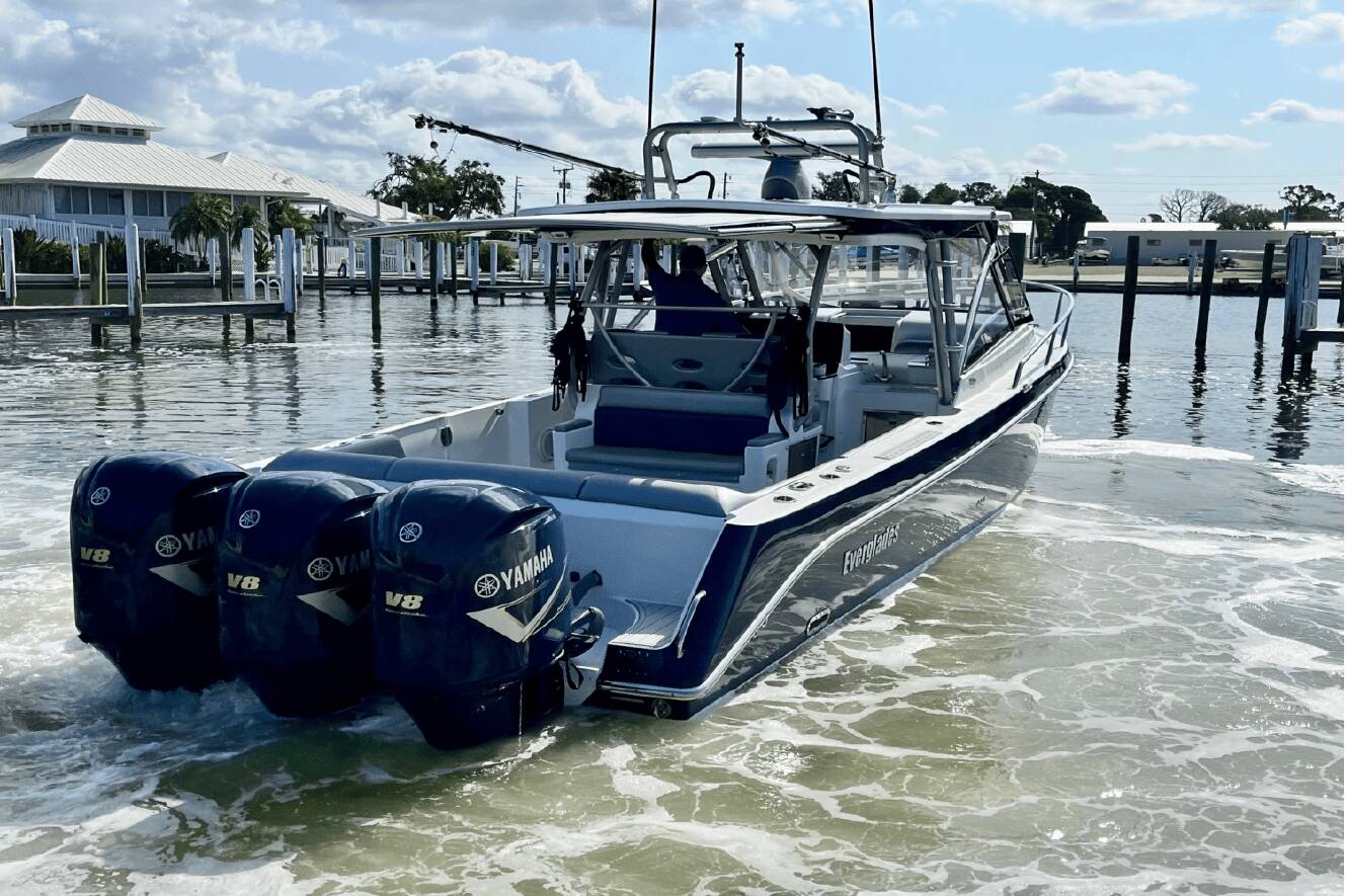 A photo of this 2019 Everglades 360LXC