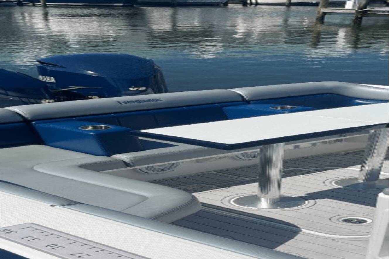 A photo of this 2019 Everglades 360LXC
