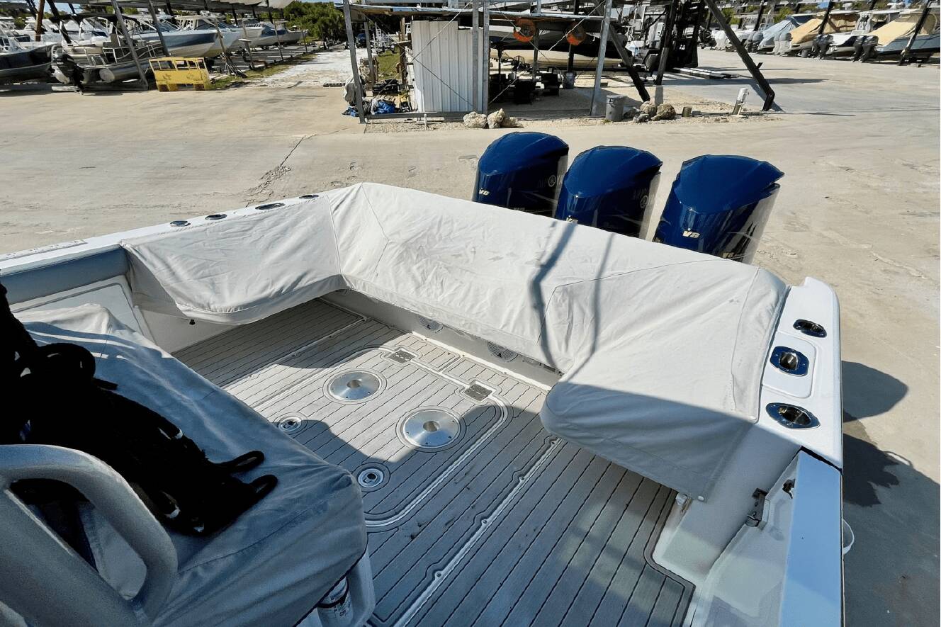 A photo of this 2019 Everglades 360LXC