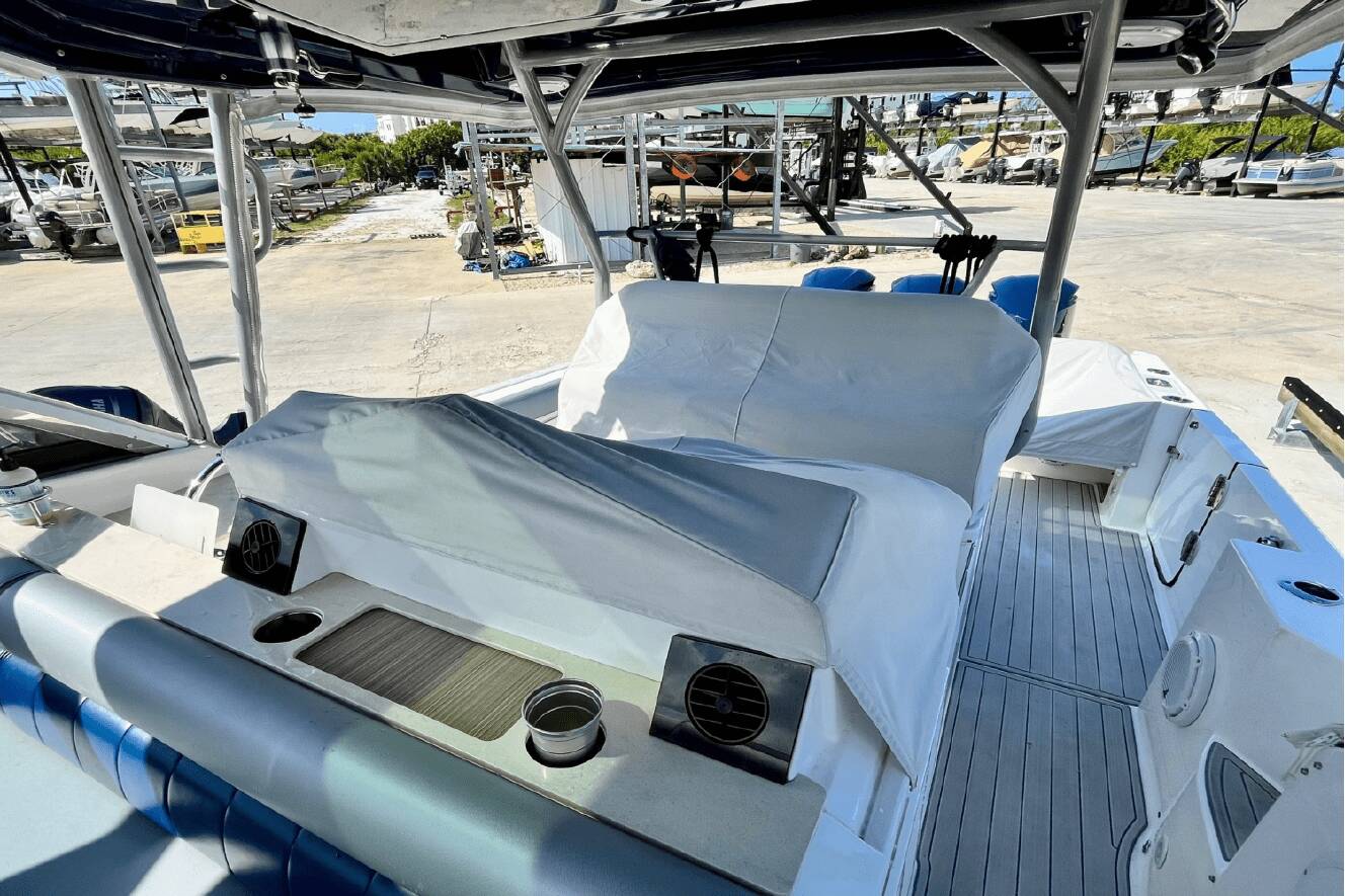 A photo of this 2019 Everglades 360LXC