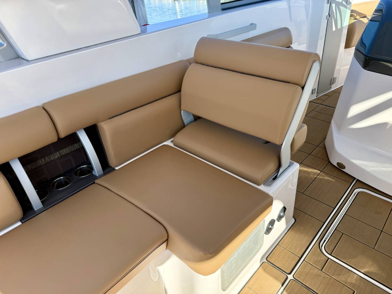 A photo of this 2025 Aviara AV36