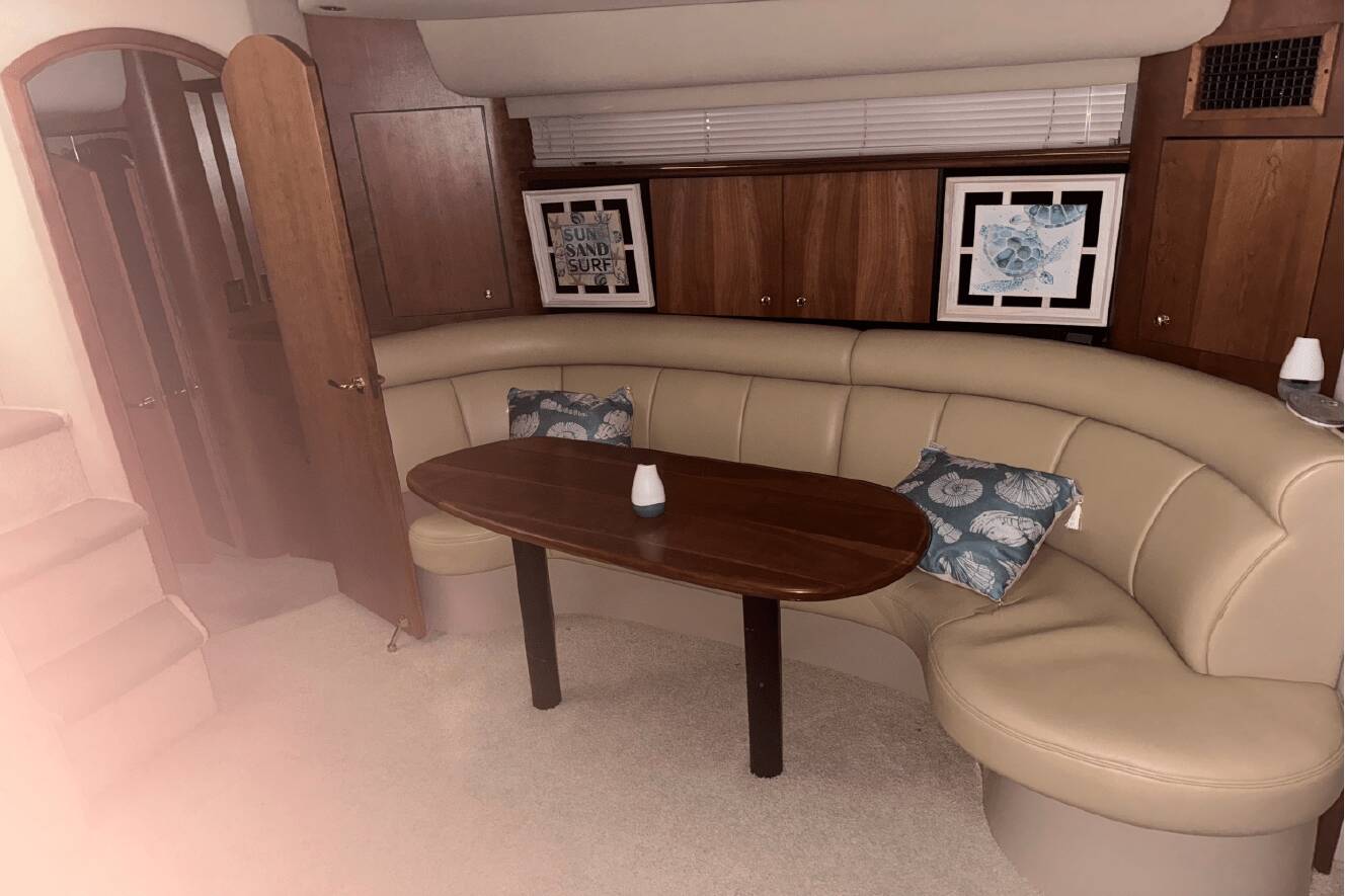 A photo of this 2001 Cruisers Yachts 3870 EXPRESS