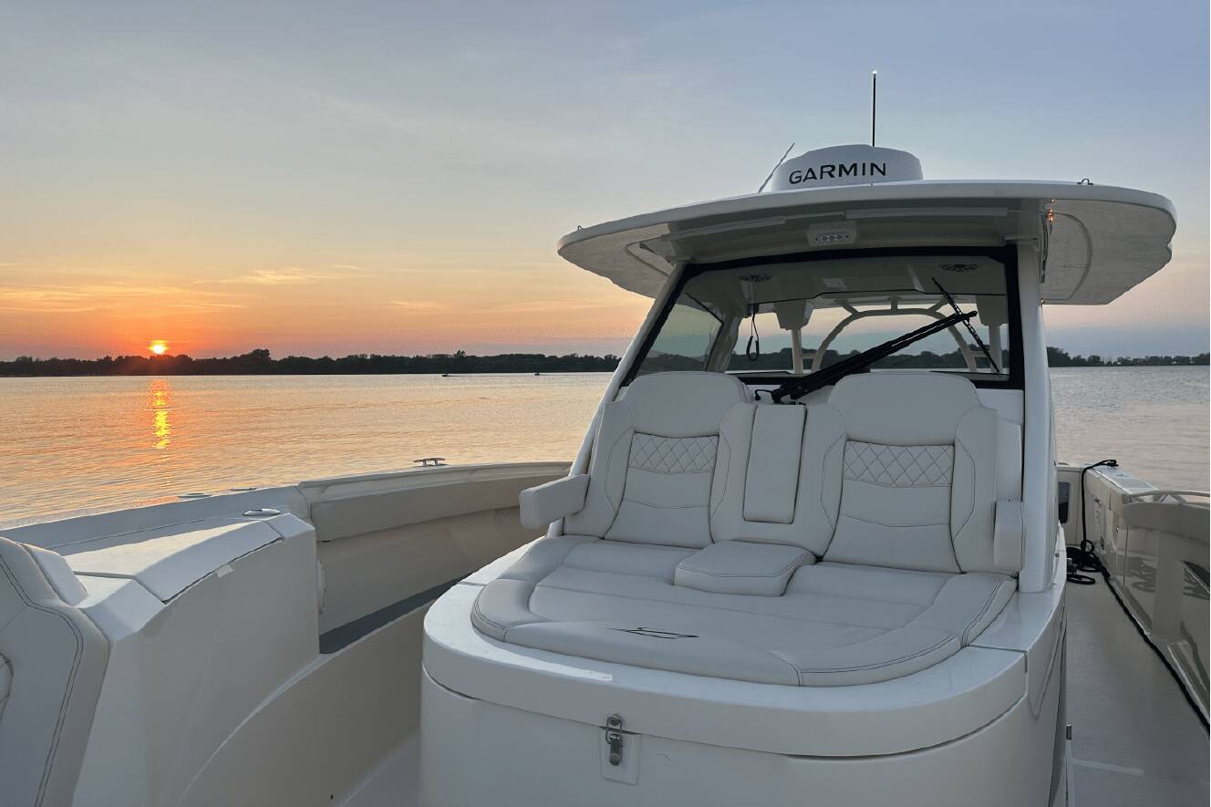 A photo of this 2025 Scout 377 LXF