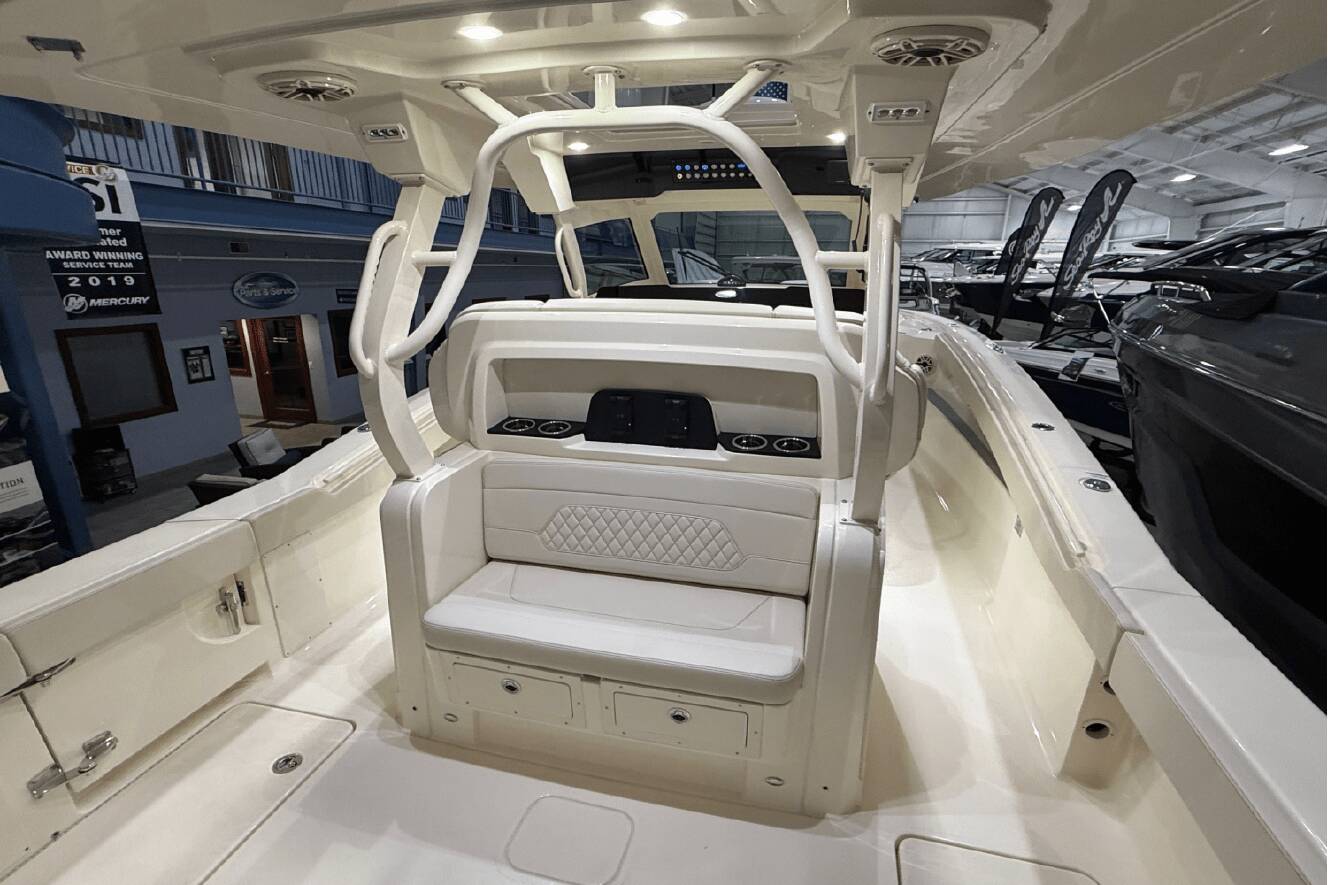 A photo of this 2025 Scout 377 LXF