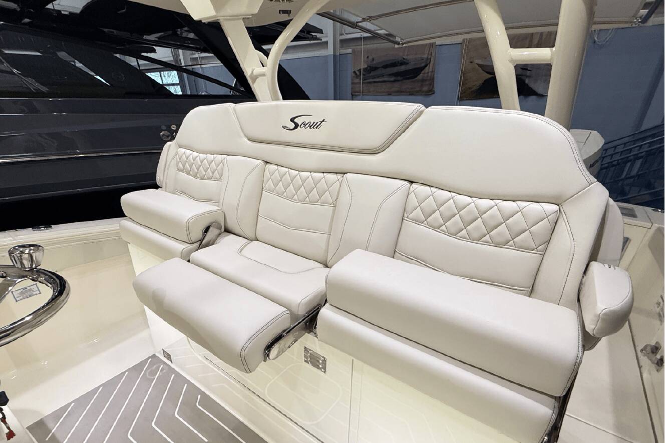 A photo of this 2025 Scout 377 LXF