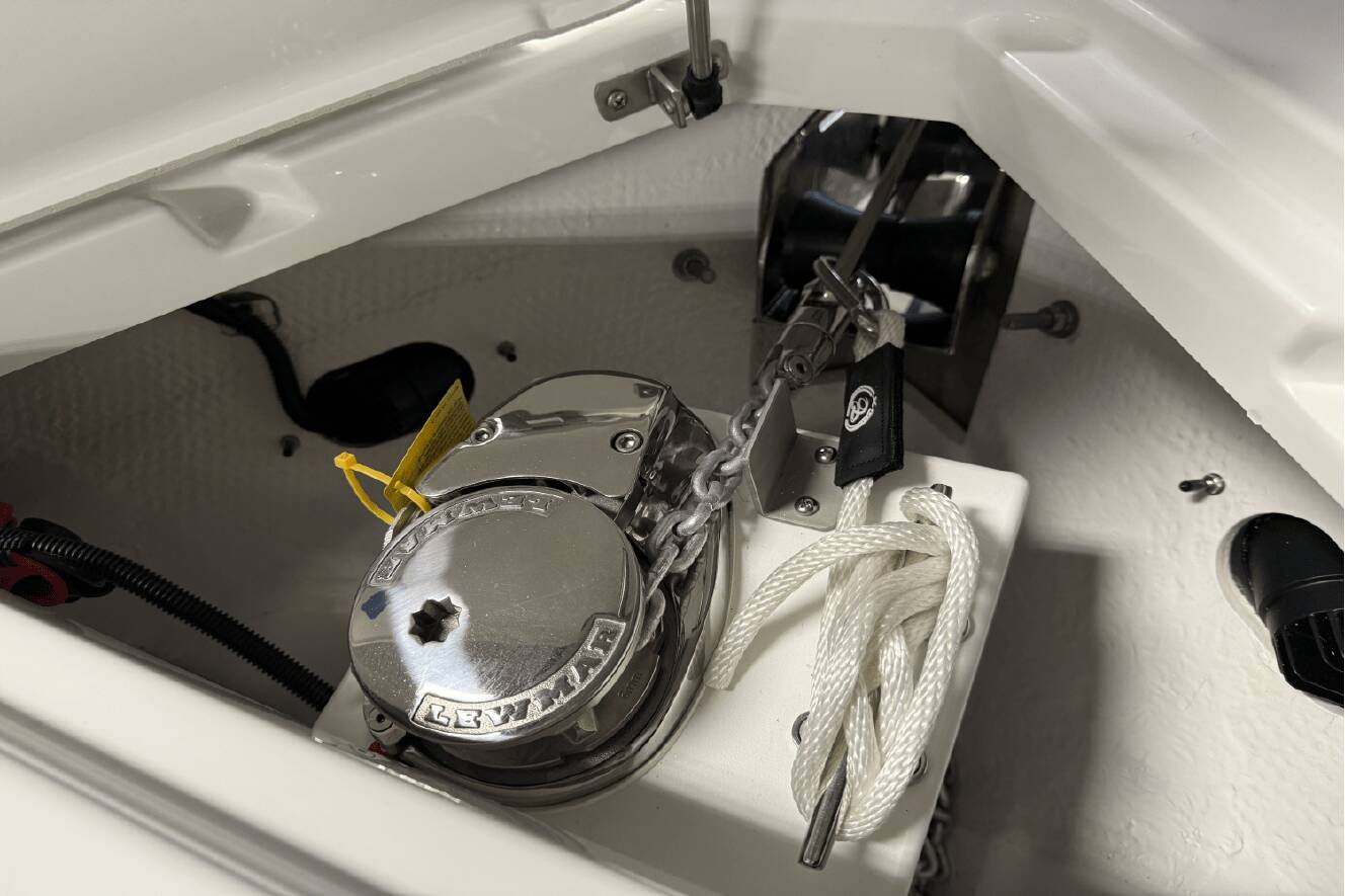 A photo of this 2025 Cobalt R8 Outboard