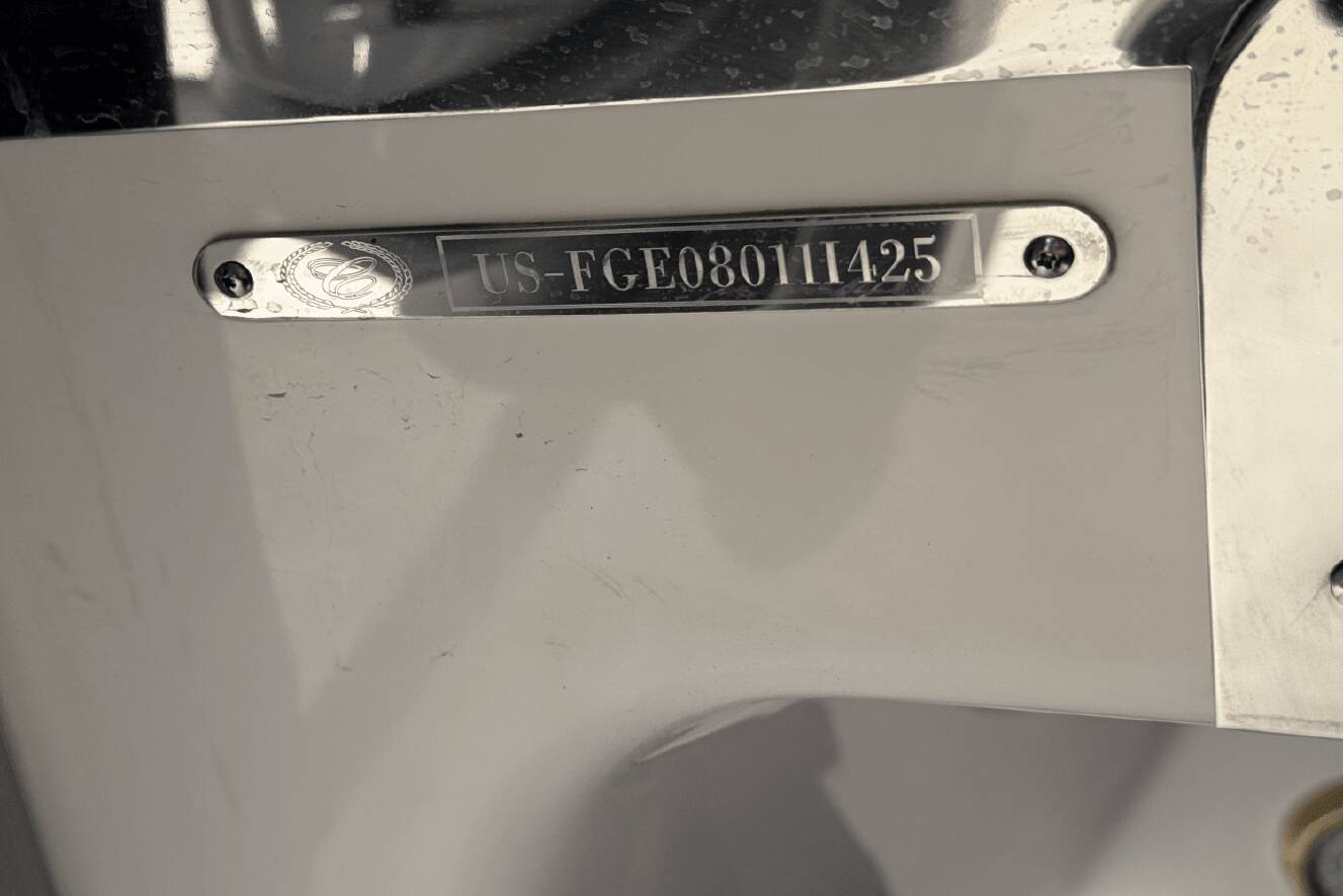 A photo of this 2025 Cobalt R8 Outboard