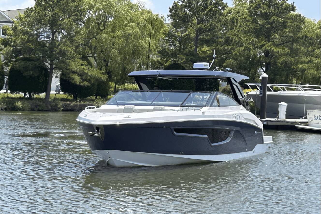 A photo of this 2026 Cruisers Yachts 34 GLS Outboard