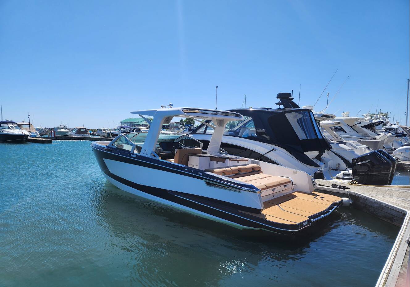 A photo of this 2024 Aviara AV32