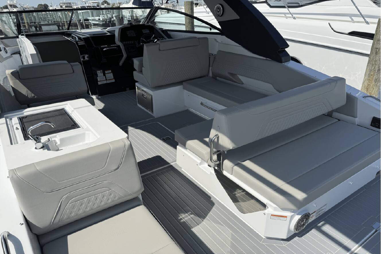 A photo of this 2026 Cruisers Yachts 34 GLS Outboard