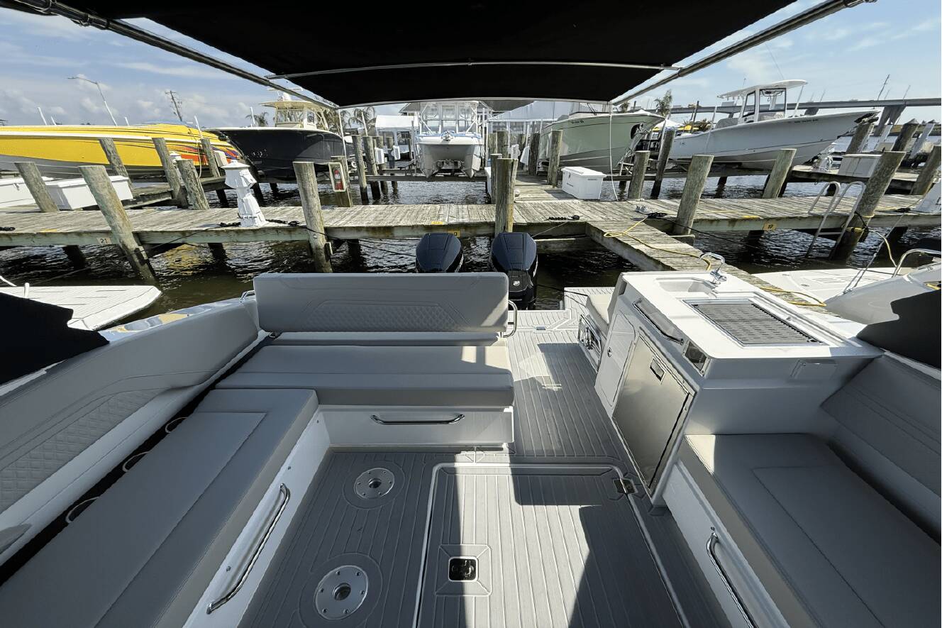 A photo of this 2026 Cruisers Yachts 34 GLS Outboard