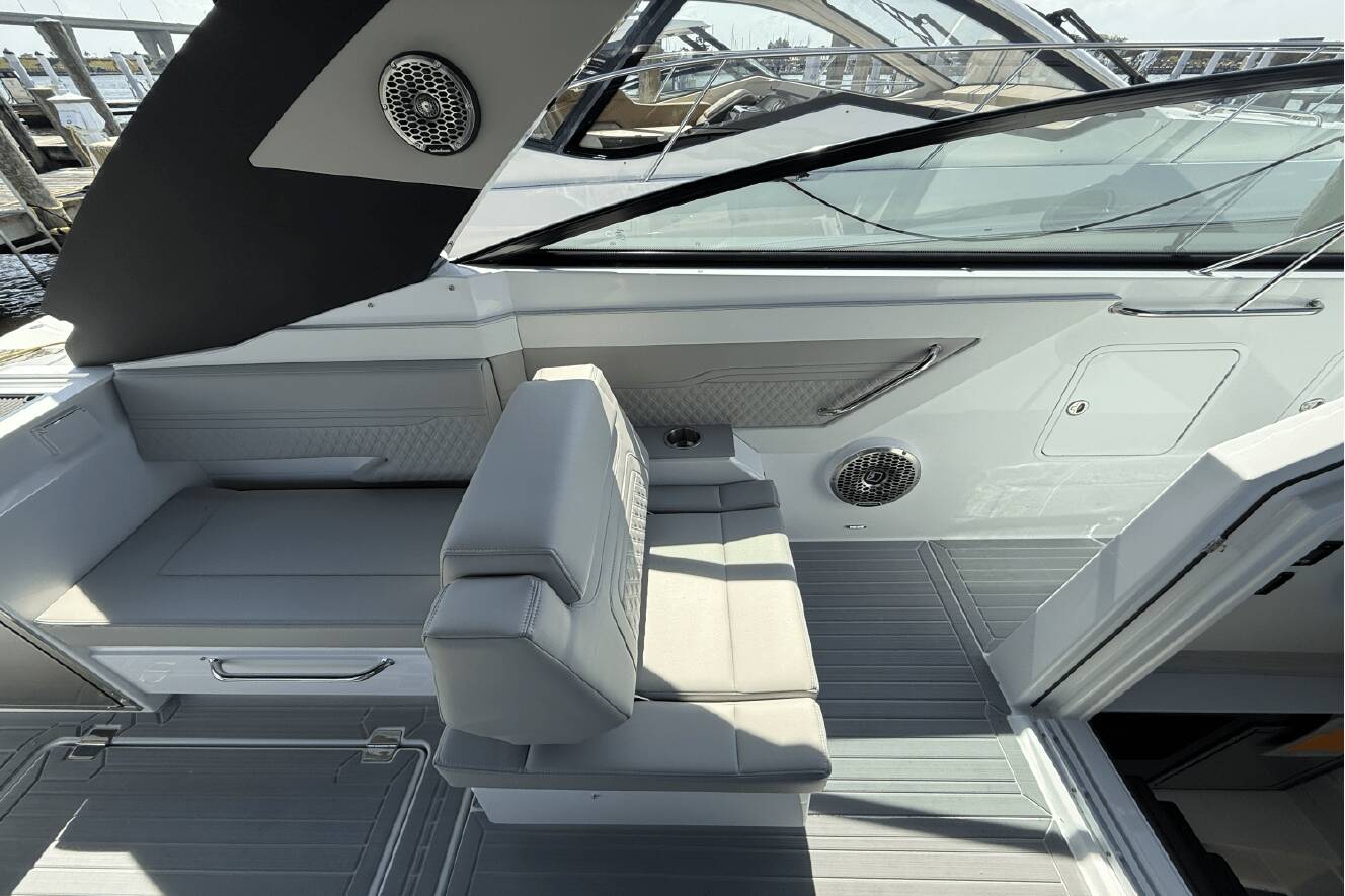 A photo of this 2026 Cruisers Yachts 34 GLS Outboard