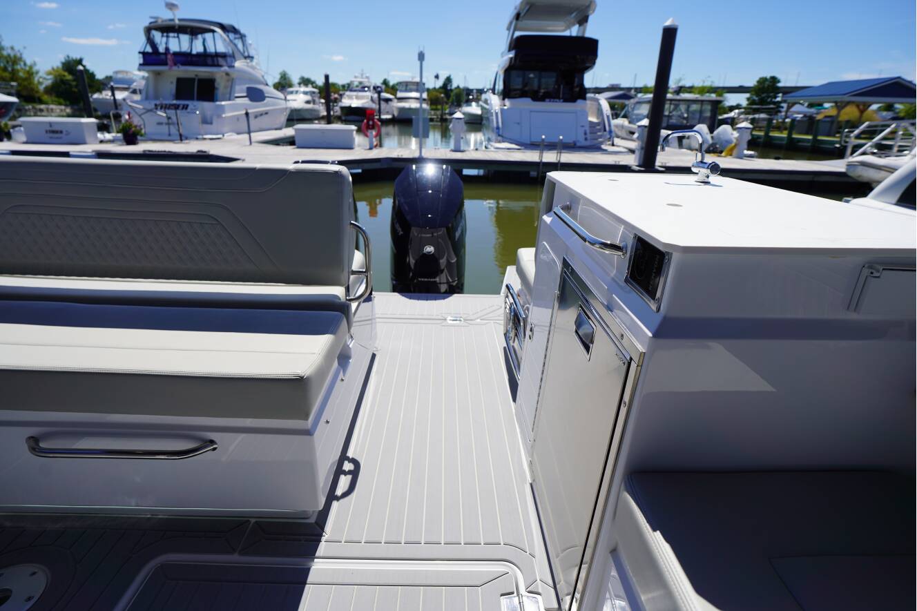A photo of this 2026 Cruisers Yachts 34 GLS Outboard