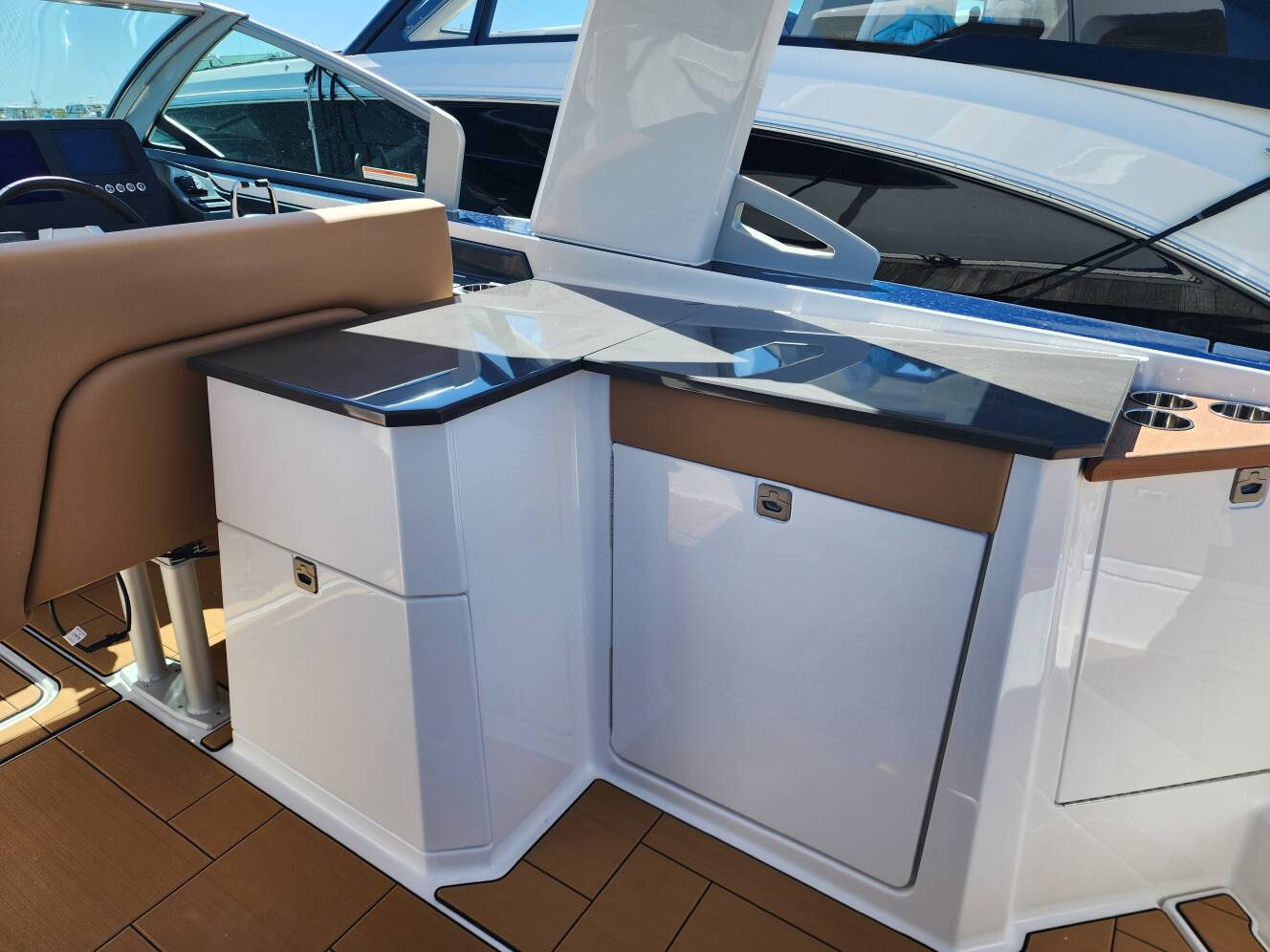A photo of this 2024 Aviara AV32
