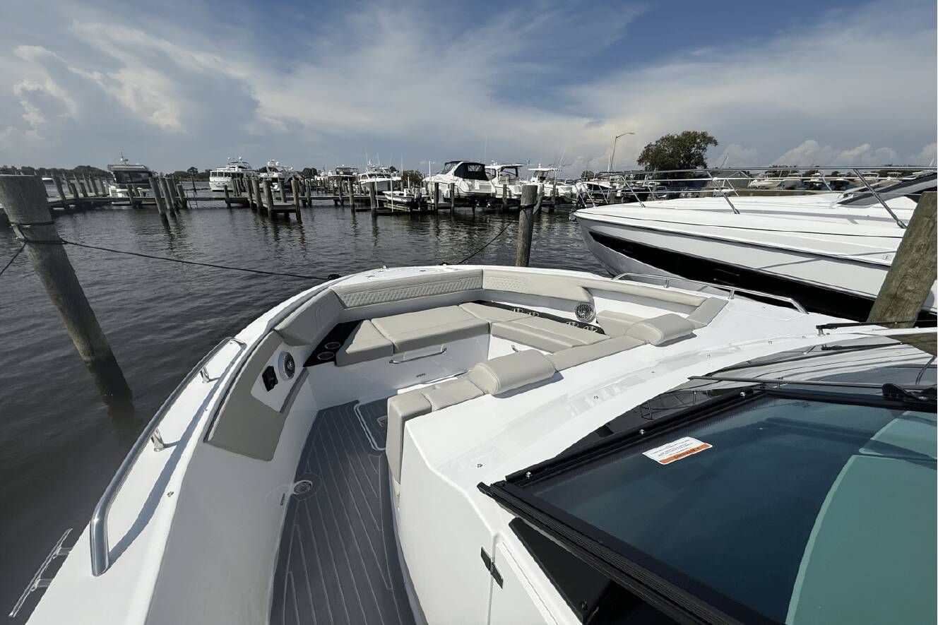 A photo of this 2026 Cruisers Yachts 34 GLS Outboard