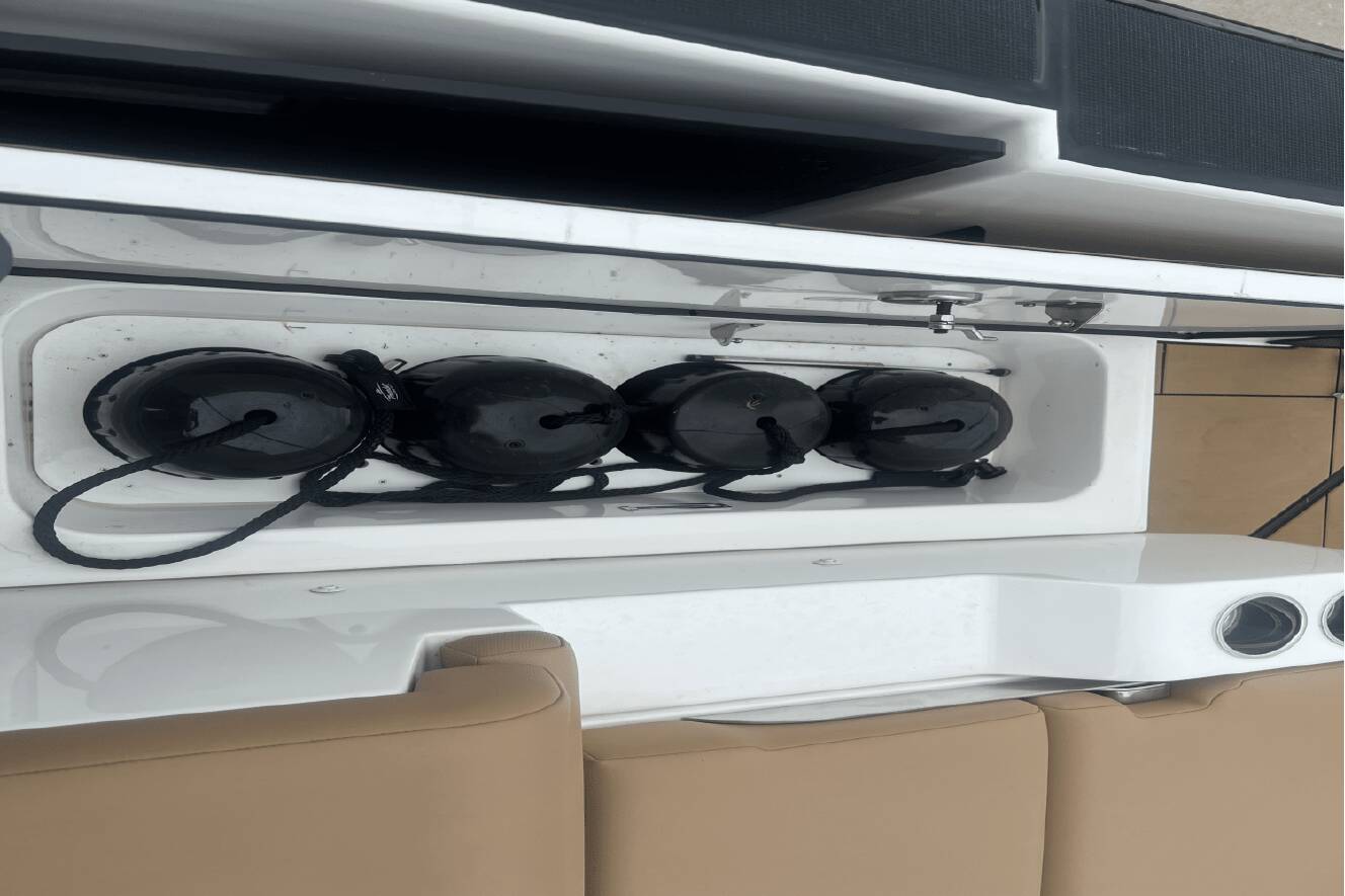 A photo of this 2022 Aviara AV36 Outboard