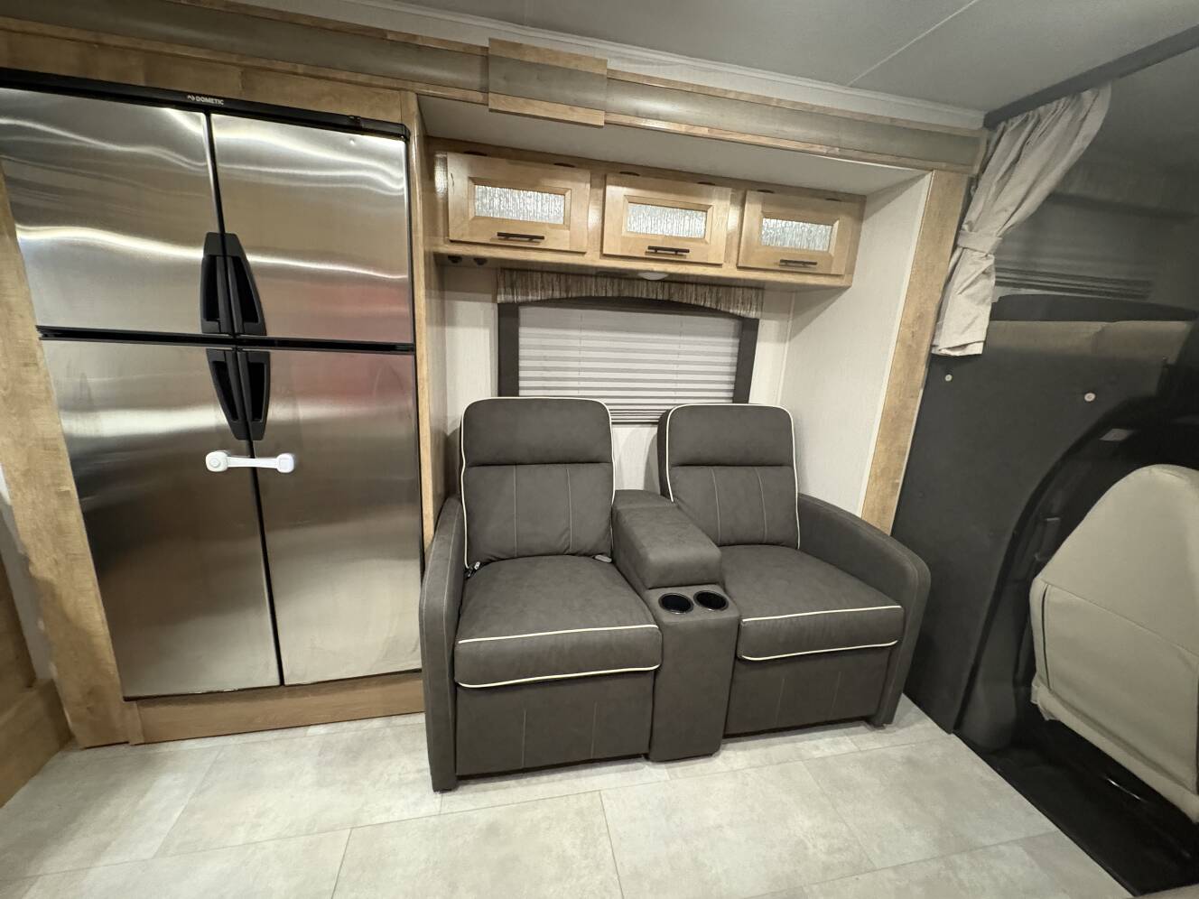 A photo of this 2021 Coachmen LEPRECHAUN 260DS