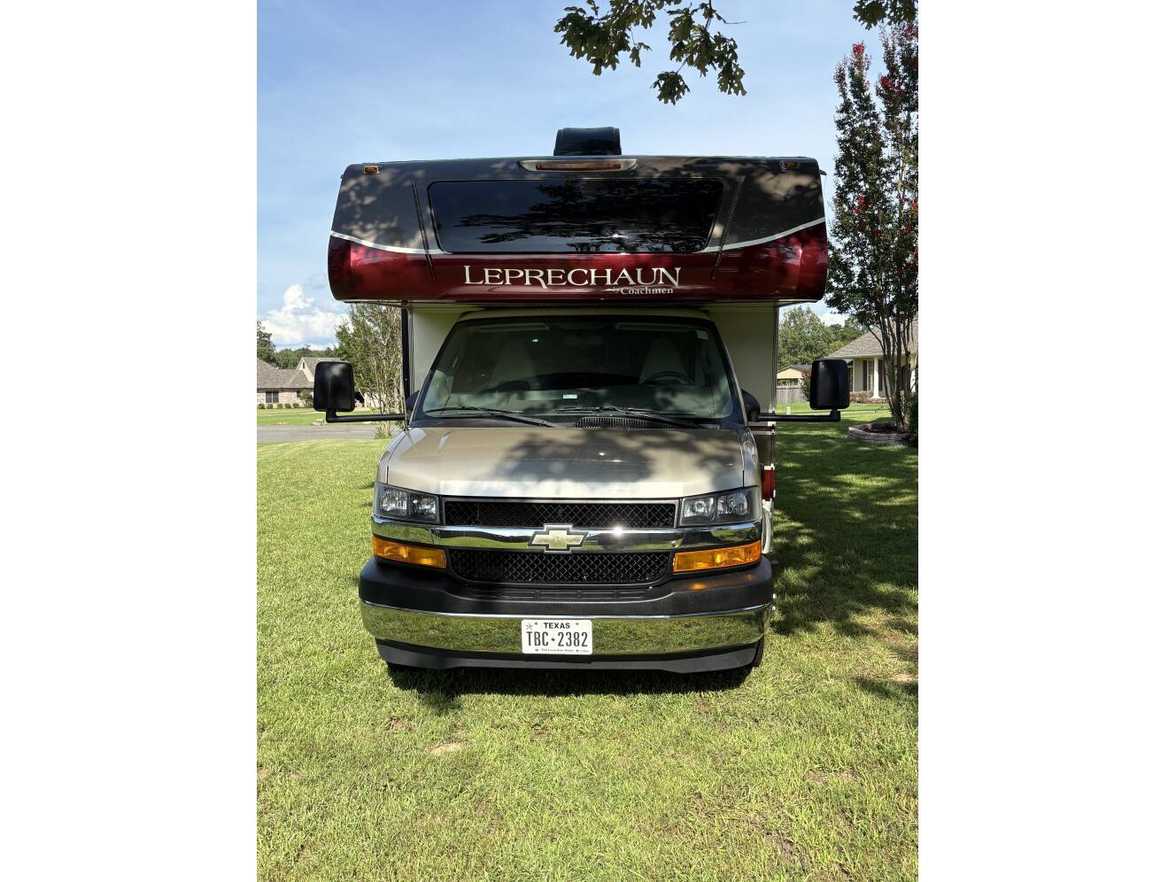 A photo of this 2021 Coachmen LEPRECHAUN 260DS