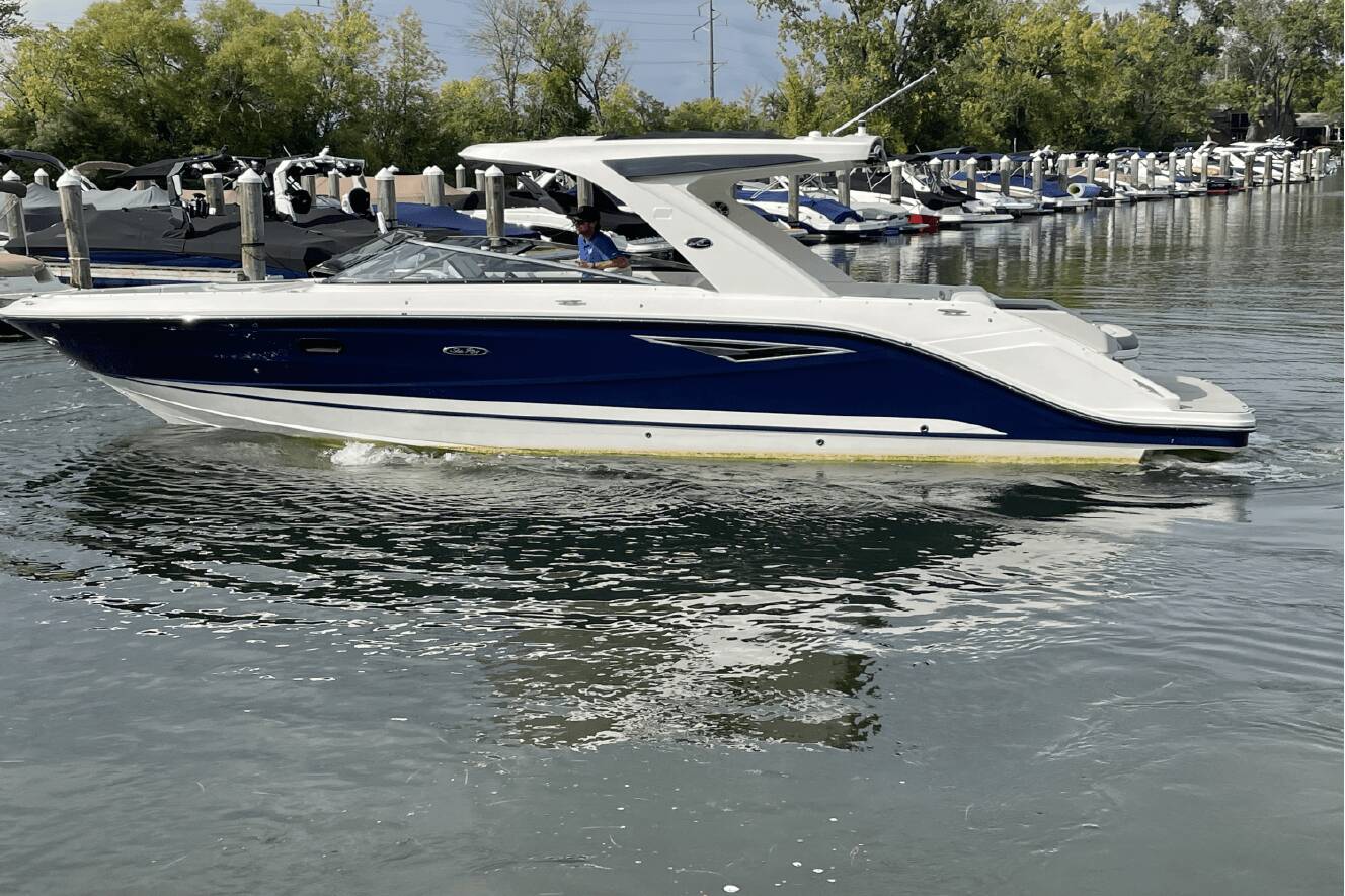 A photo of this 2026 Sea Ray SLX 310