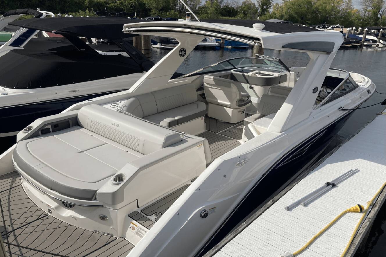 A photo of this 2026 Sea Ray SLX 310
