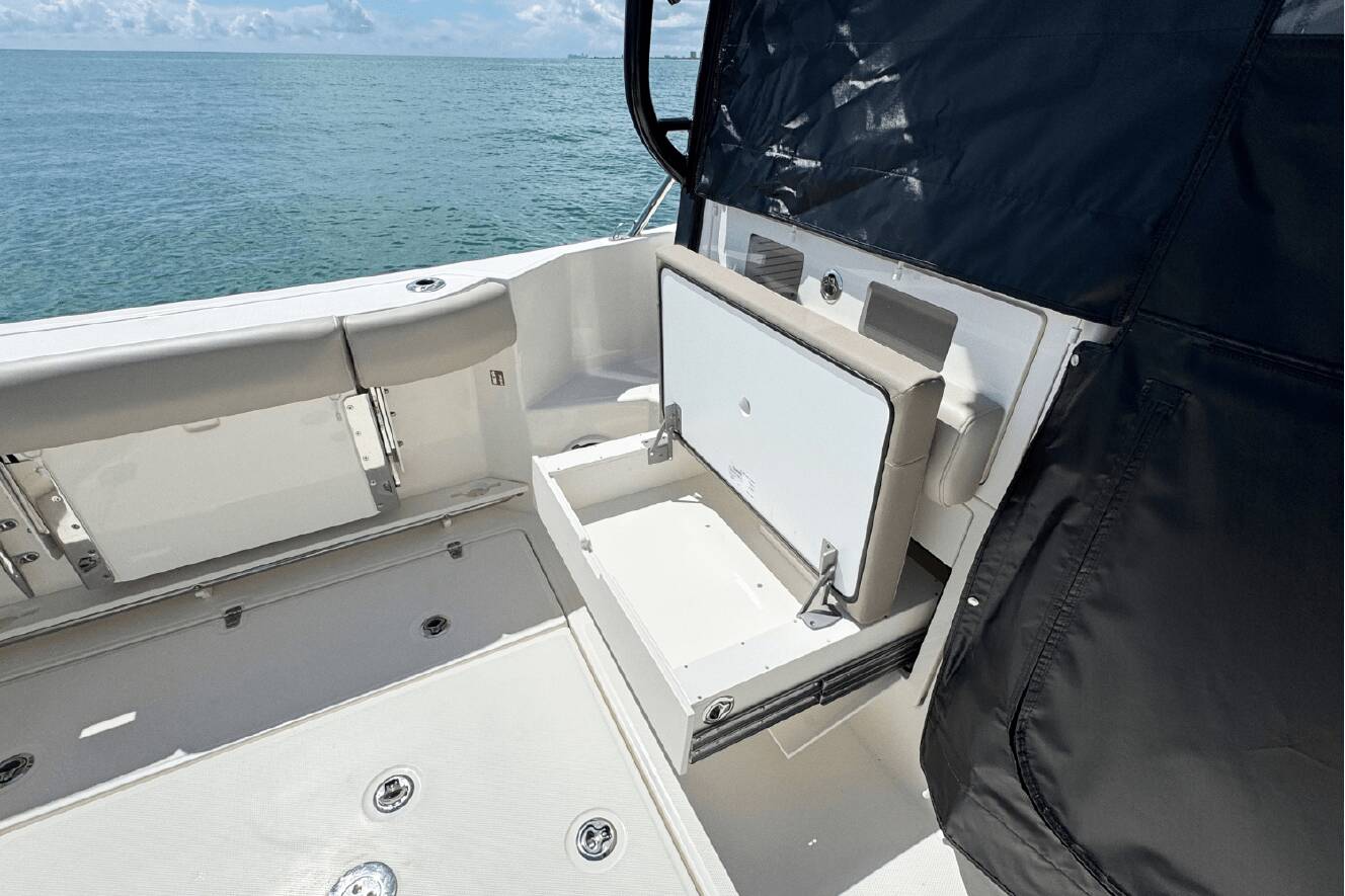 A photo of this 2026 Boston Whaler 365 Conquest