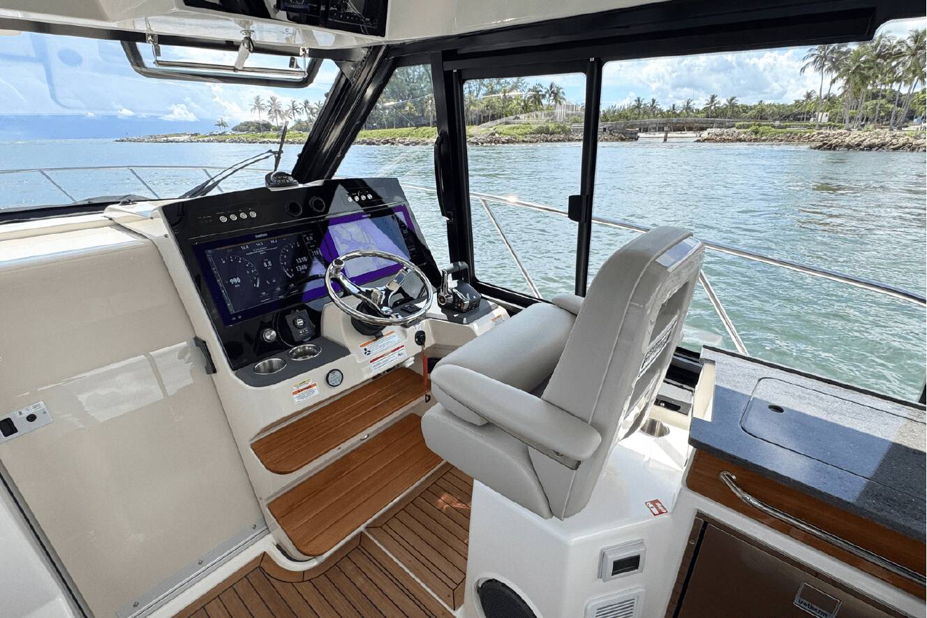 A photo of this 2026 Boston Whaler 365 Conquest
