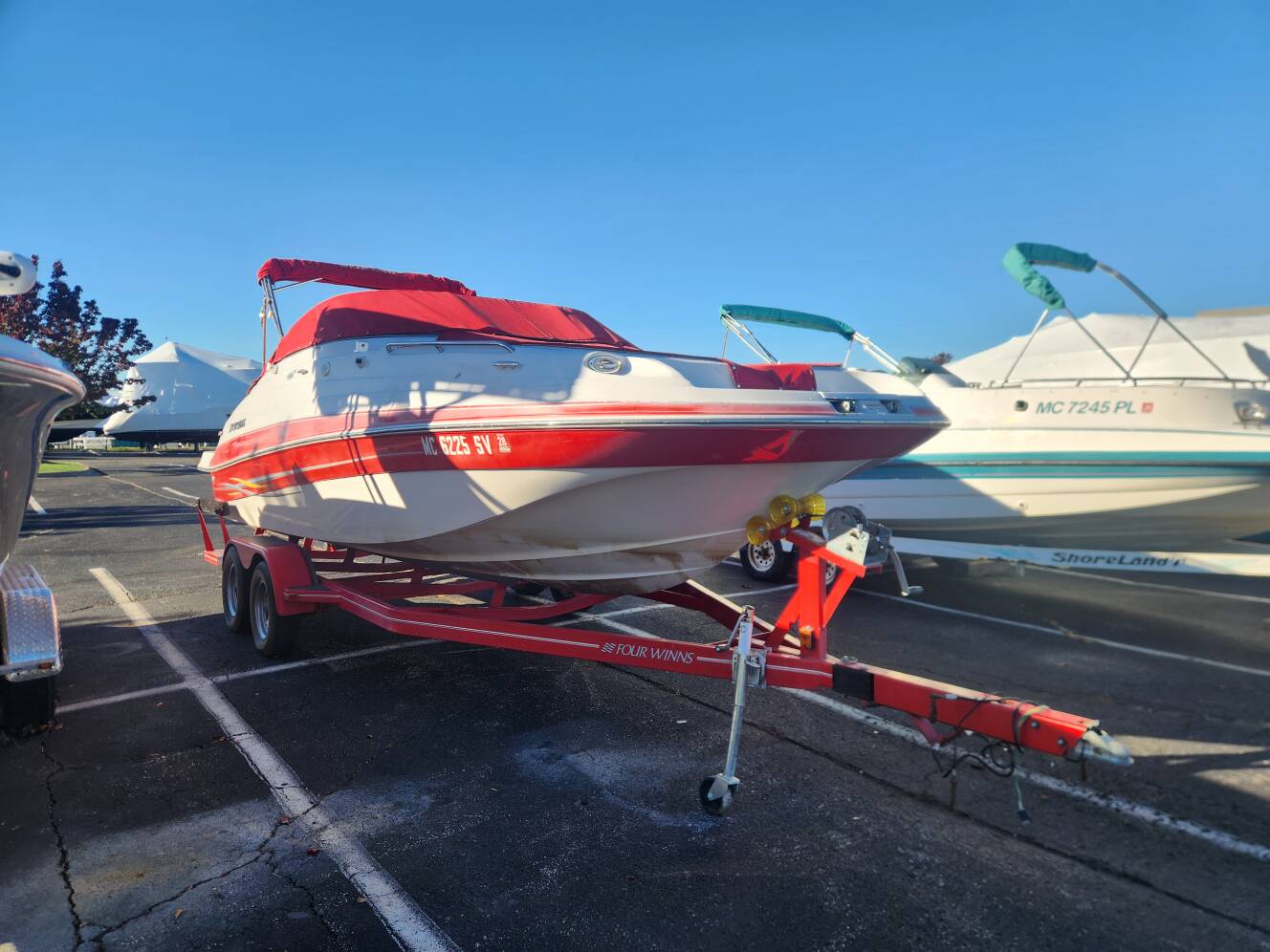 A photo of this 2005 Four Winns 214 FUNSHIP