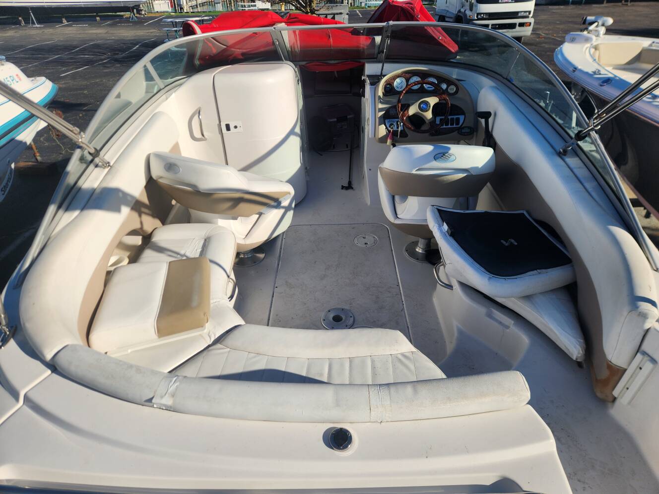 A photo of this 2005 Four Winns 214 FUNSHIP