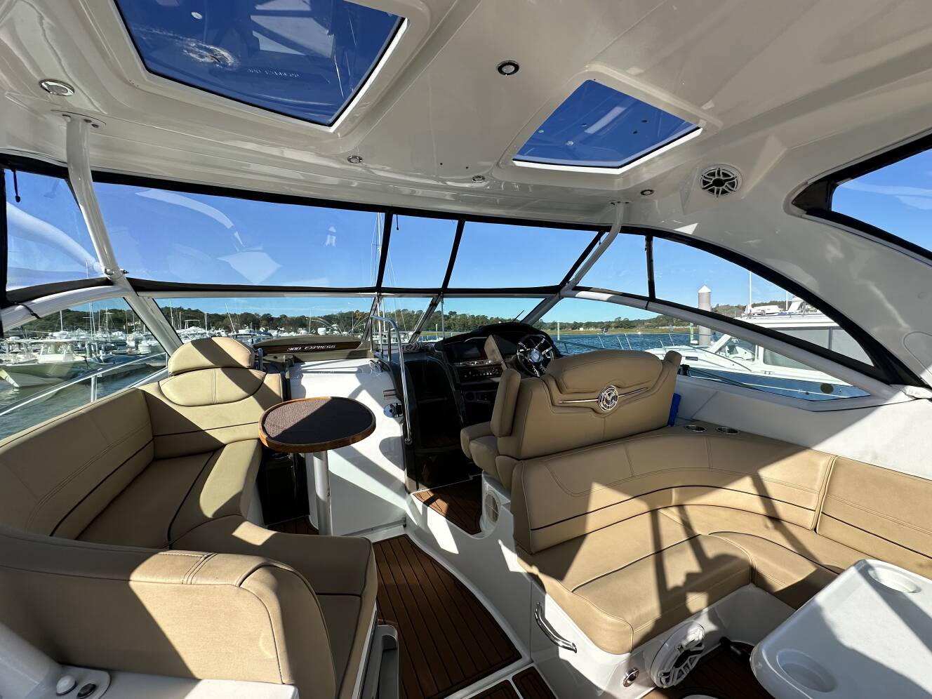 A photo of this 2014 Cruisers Yachts 380 EXPRESS
