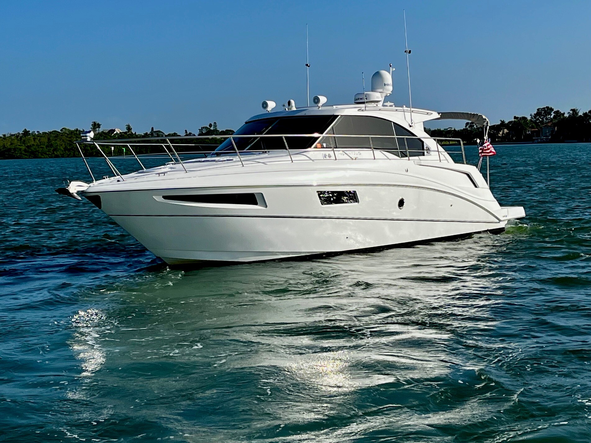 2015 Cruisers Yachts 41 CANTIUS in venice FL
