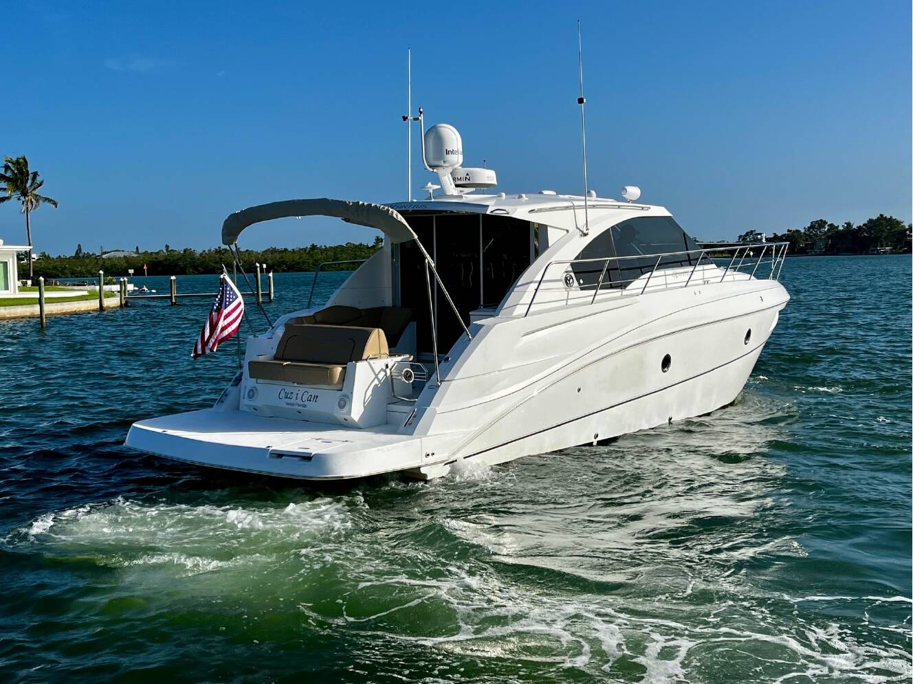 A photo of this 2015 Cruisers Yachts 41 CANTIUS