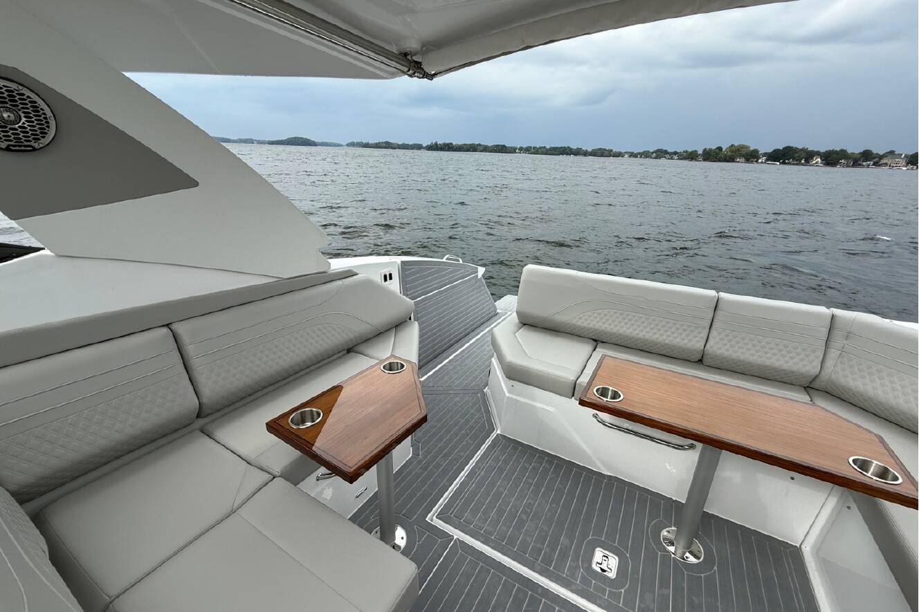 A photo of this 2026 Cruisers Yachts 38 GLS