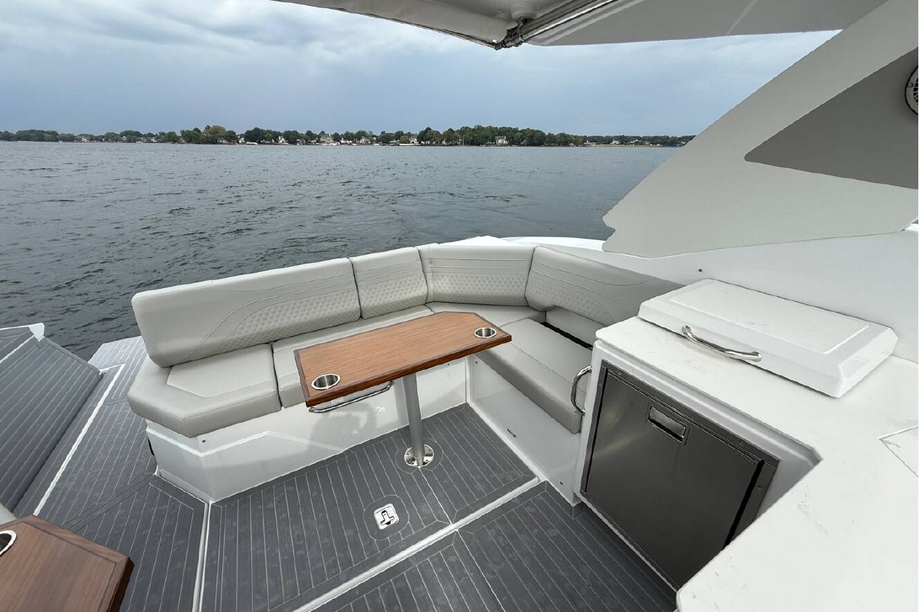 A photo of this 2026 Cruisers Yachts 38 GLS
