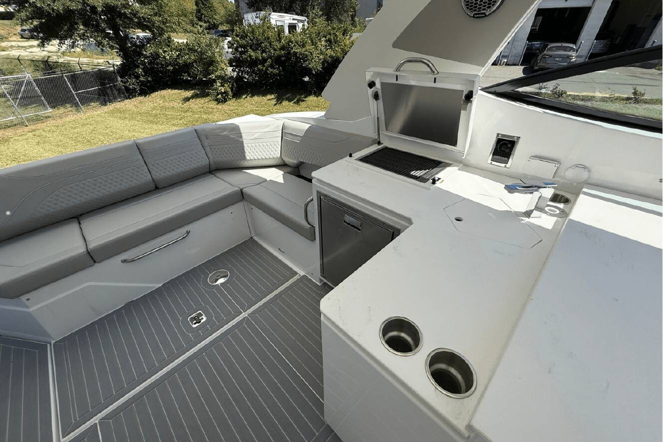 A photo of this 2026 Cruisers Yachts 38 GLS
