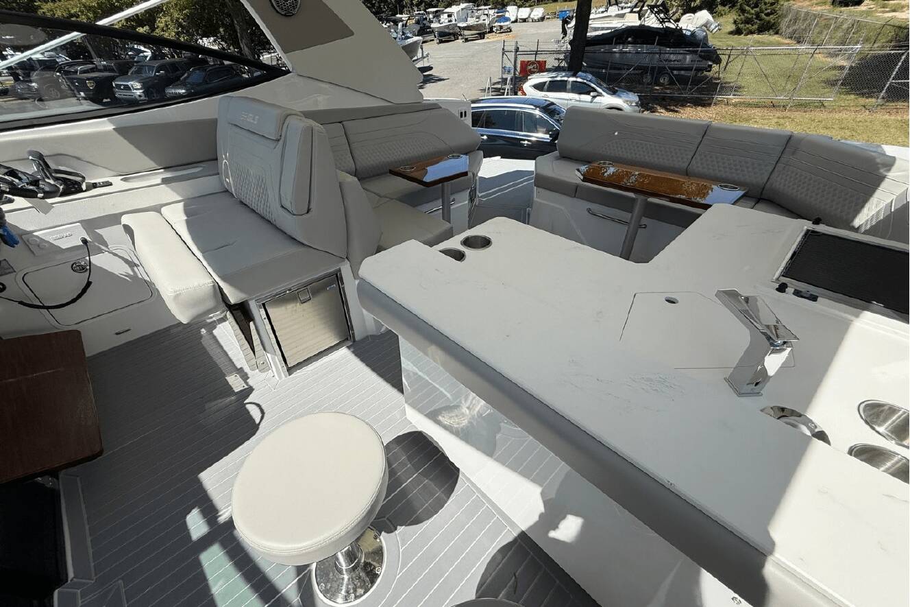 A photo of this 2026 Cruisers Yachts 38 GLS