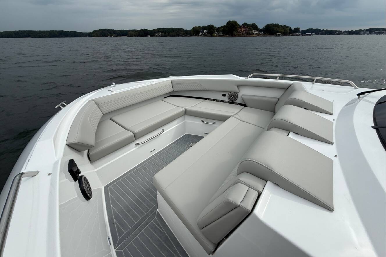 A photo of this 2026 Cruisers Yachts 38 GLS