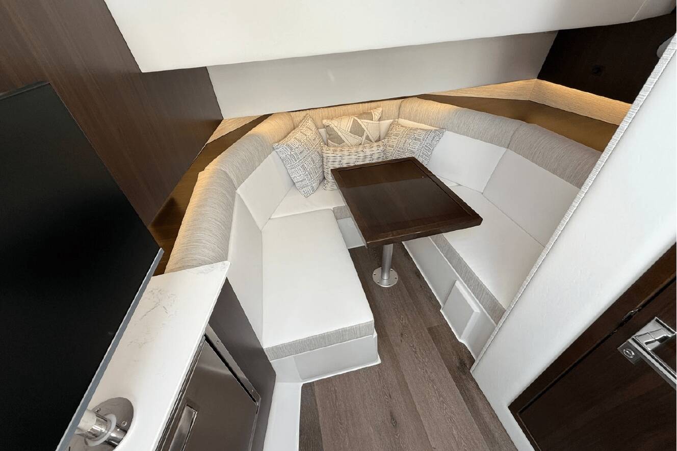 A photo of this 2026 Cruisers Yachts 38 GLS