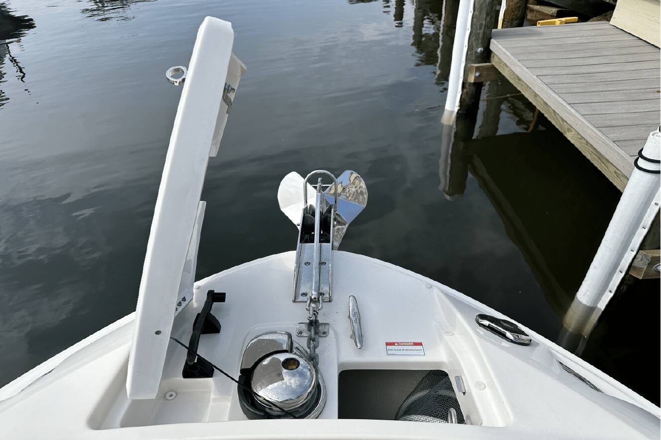 A photo of this 2024 Sea Ray SLX 260 Outboard