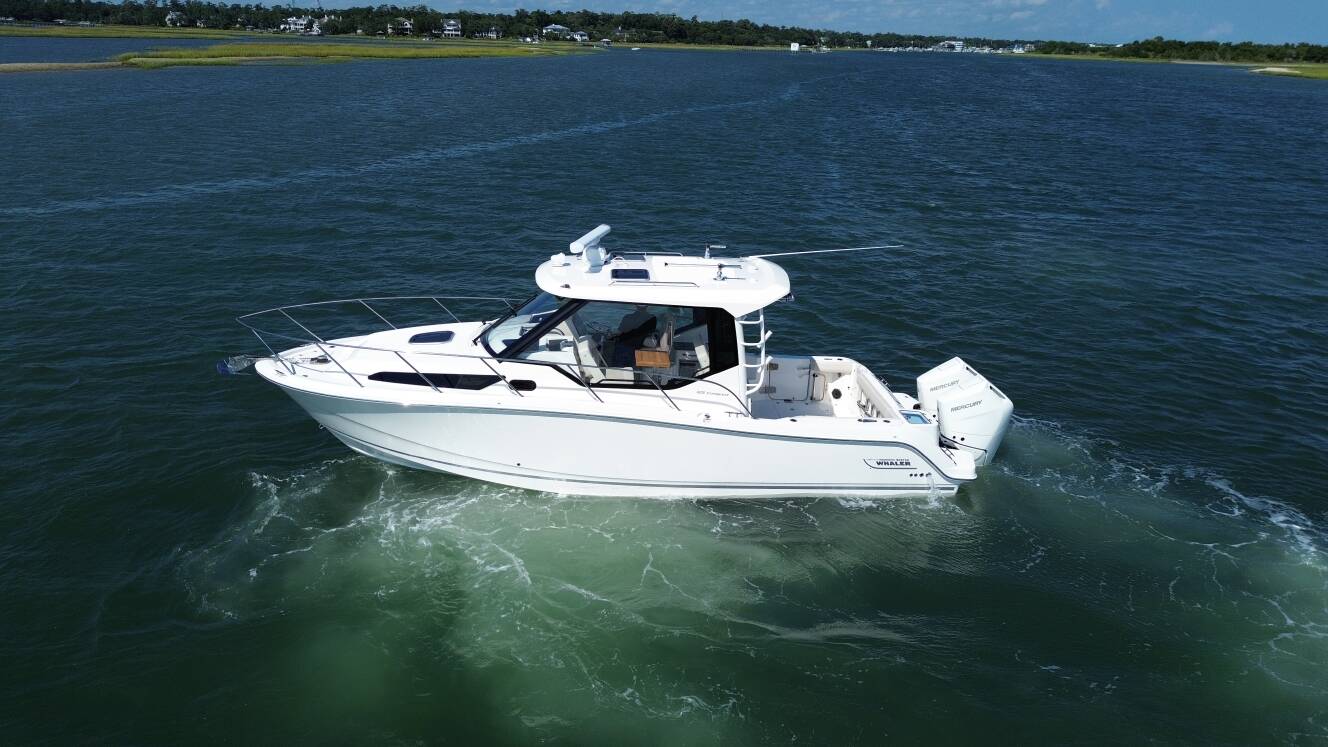 A photo of this 2026 Boston Whaler 325 Conquest