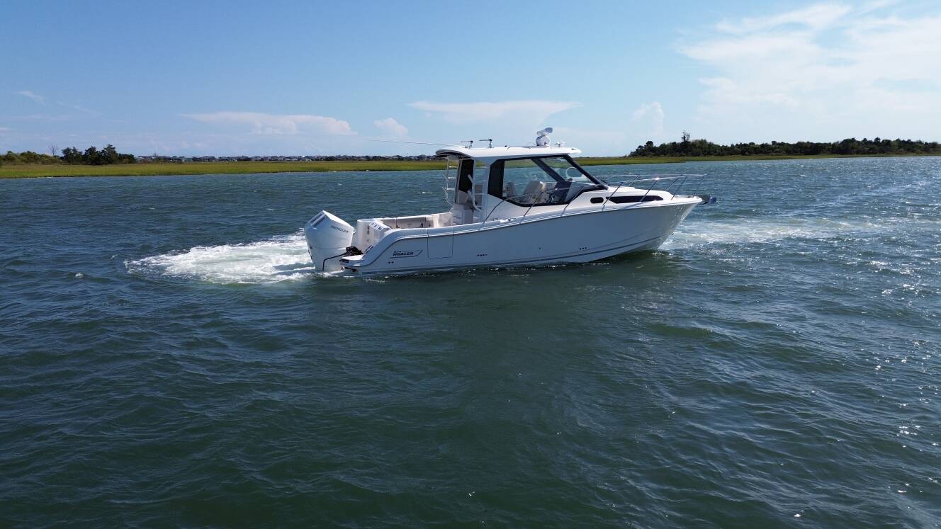 A photo of this 2026 Boston Whaler 325 Conquest
