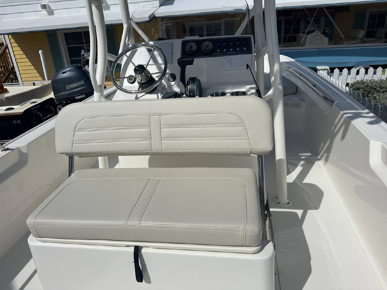 A photo of this 2026 Boston Whaler 190 Montauk