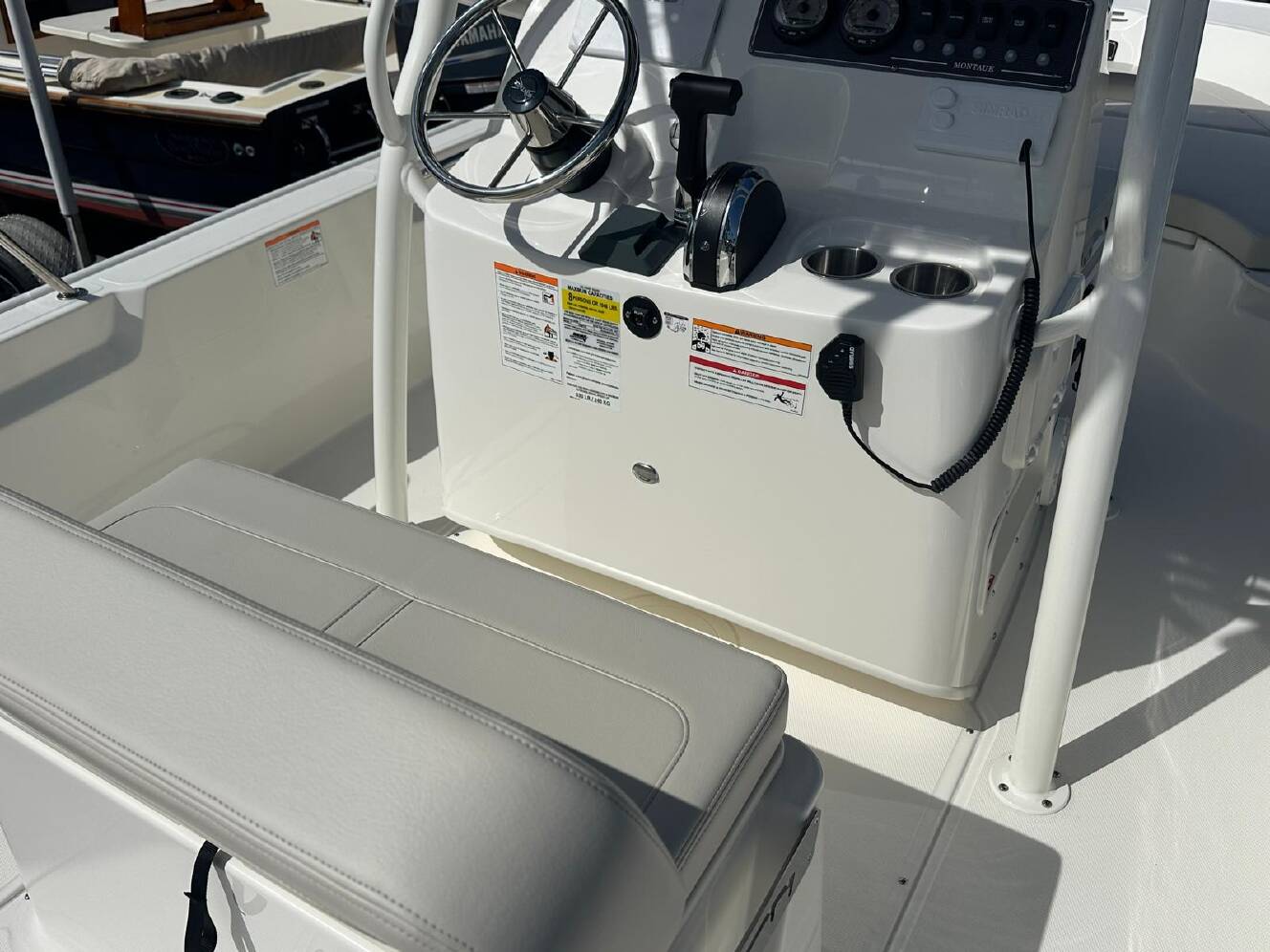 A photo of this 2026 Boston Whaler 190 Montauk