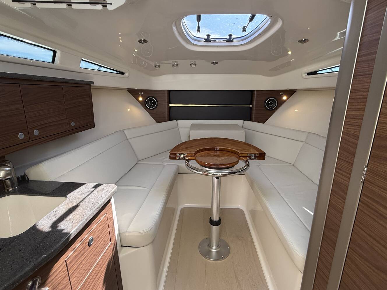 A photo of this 2026 Boston Whaler 325 Conquest