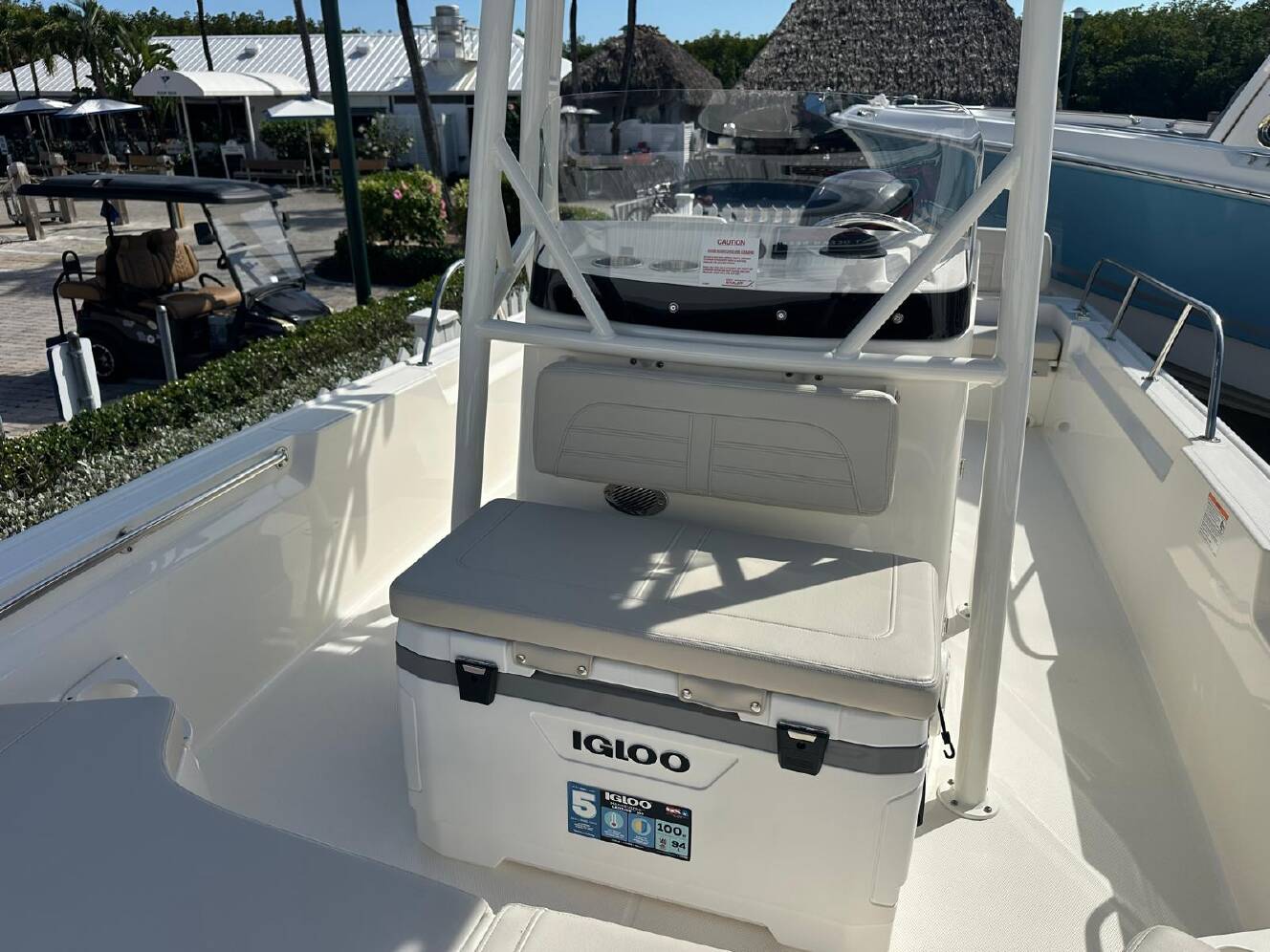 A photo of this 2026 Boston Whaler 190 Montauk