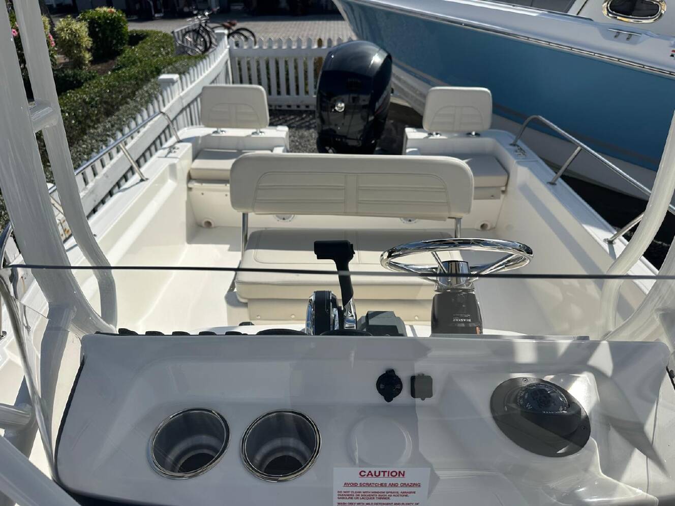A photo of this 2026 Boston Whaler 190 Montauk