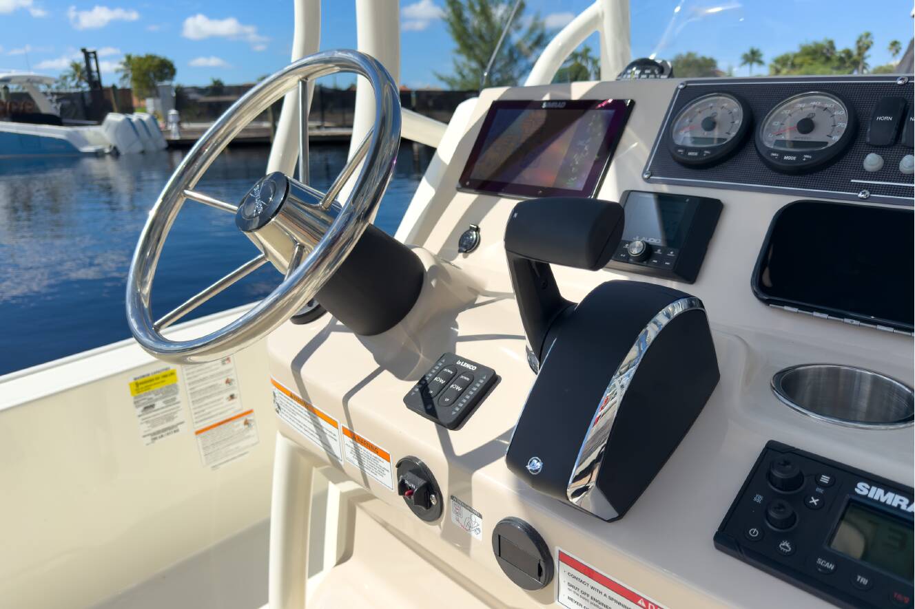 A photo of this 2026 Boston Whaler 210 Montauk
