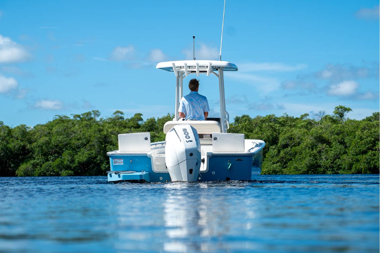 A photo of this 2026 Boston Whaler 210 Montauk