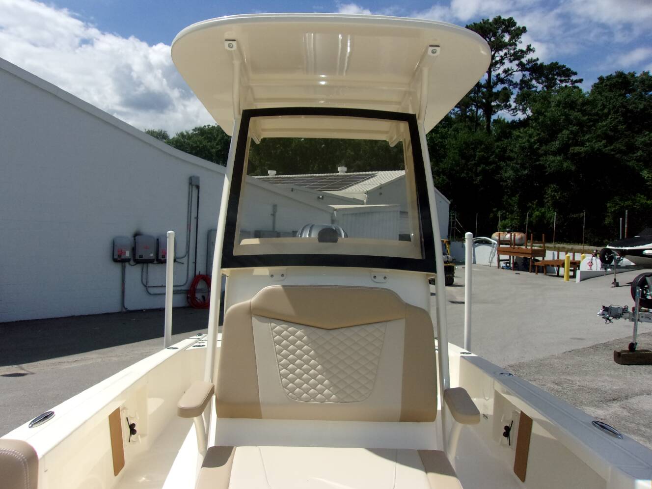 A photo of this 2024 Scout Boat Company 231 XSB